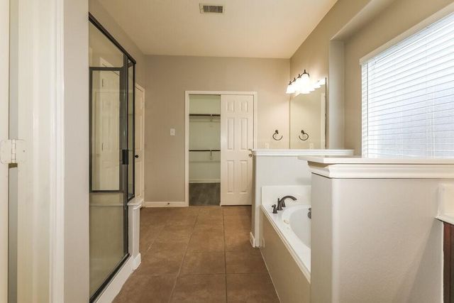 17427 Stamford Oaks Drive, Tomball, TX 77377