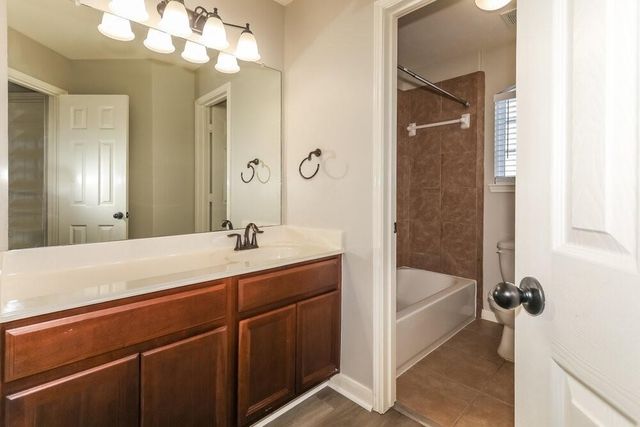 17427 Stamford Oaks Drive, Tomball, TX 77377