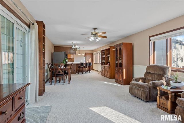 2308 WESTVIEW Drive, Springfield, IL 62704