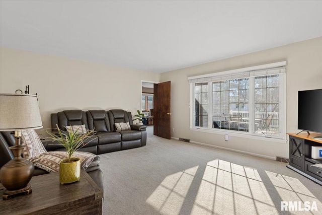 2308 WESTVIEW Drive, Springfield, IL 62704