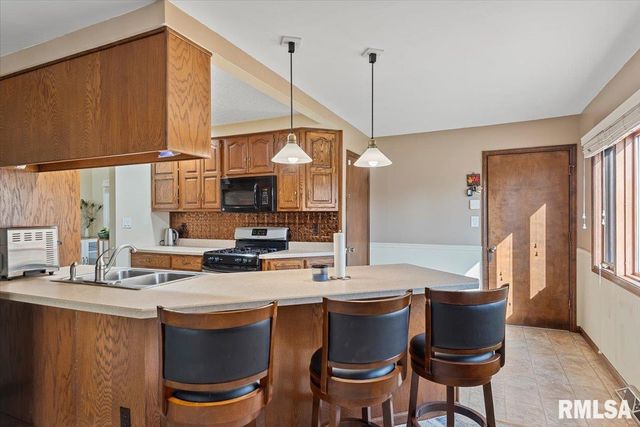 2308 WESTVIEW Drive, Springfield, IL 62704