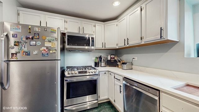 2749 N Spaulding Avenue GN, Chicago, IL 60647