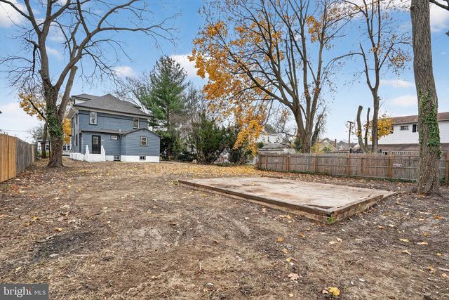 106 S BROAD ST, Penns Grove, NJ 08069