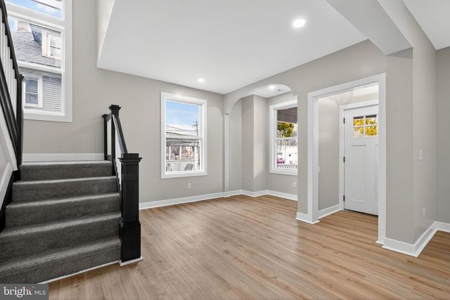 106 S BROAD ST, Penns Grove, NJ 08069