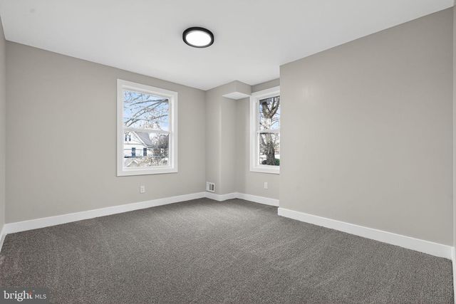 106 S BROAD ST, Penns Grove, NJ 08069