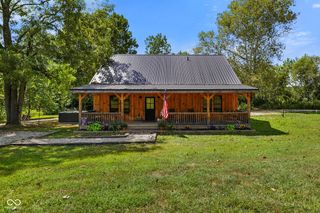 5618 Hoover Road, Nashville, IN 47448
