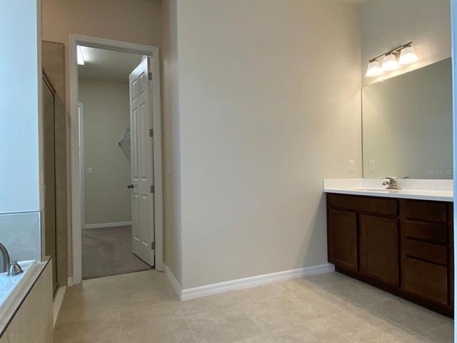 28613 COZY CREEK DRIVE, Wesley Chapel, FL 33543