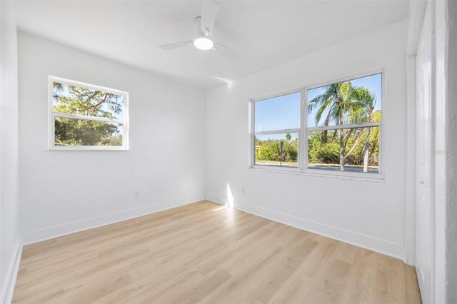 1792 77TH AVENUE N, St Petersburg, FL 33702