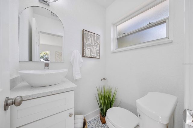 1792 77TH AVENUE N, St Petersburg, FL 33702