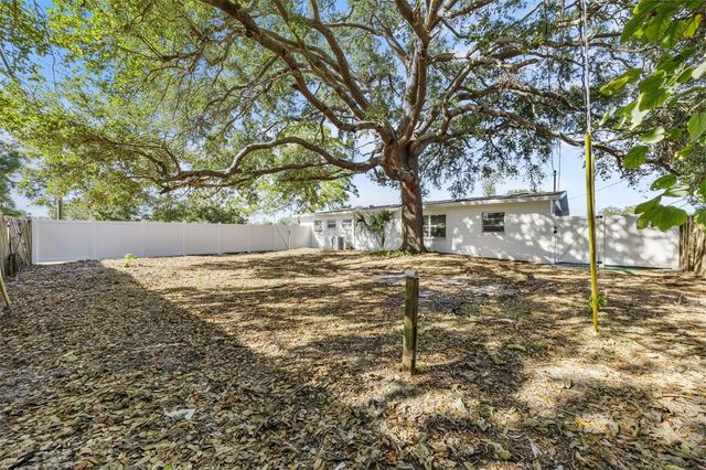 1792 77TH AVENUE N, St Petersburg, FL 33702