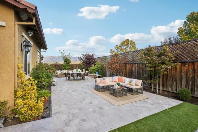 1452 Cottlestone Court, San Jose, CA 95121