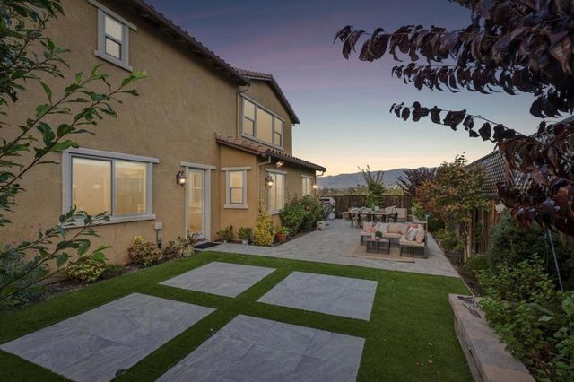 1452 Cottlestone Court, San Jose, CA 95121