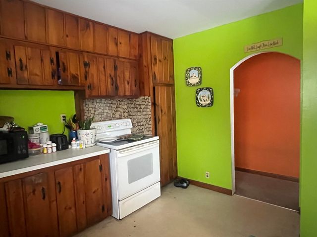 286 North Street, Winooski, VT 05404