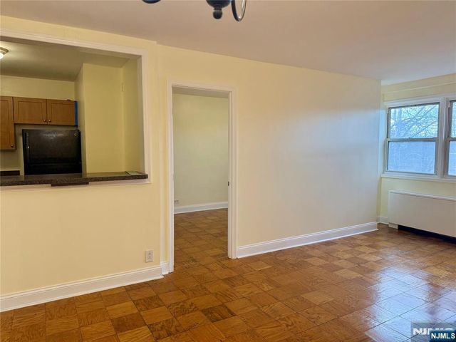 39 39th Street 3H, Paterson, NJ 07514