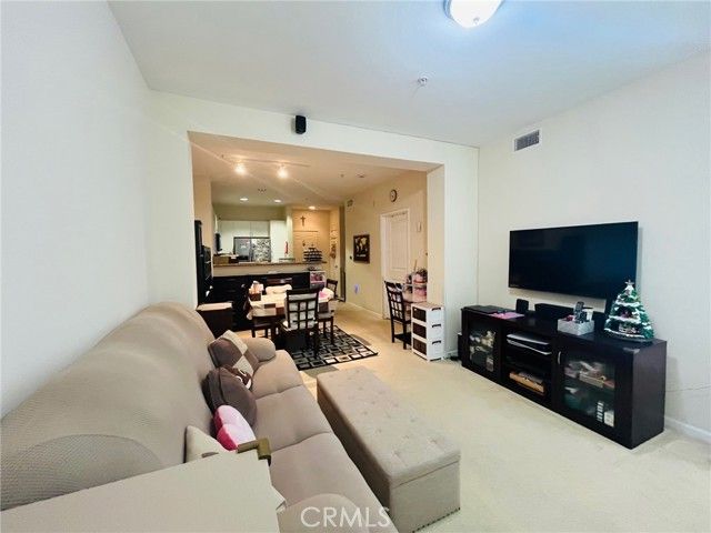 1801 E Katella 1096, Anaheim, CA 92805