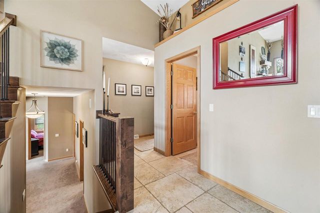 118 SHALIMAR COURT, Combined Locks, WI 54113