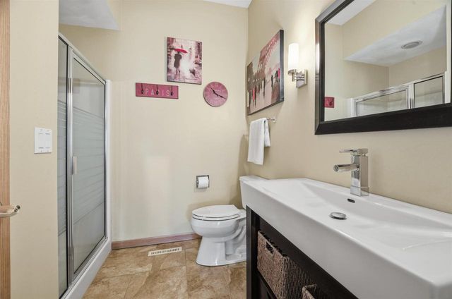 118 SHALIMAR COURT, Combined Locks, WI 54113
