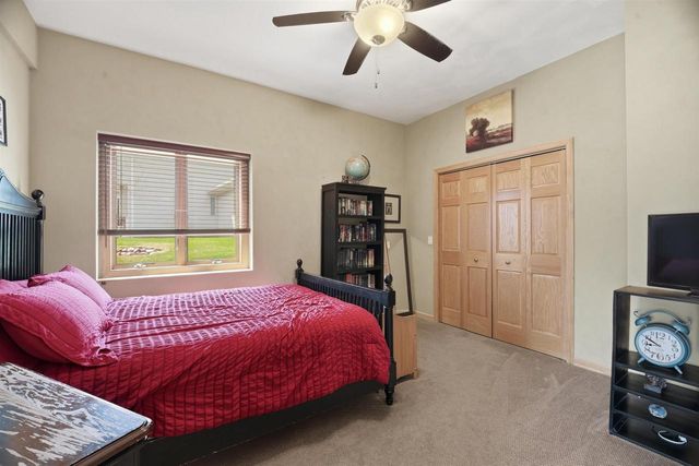 118 SHALIMAR COURT, Combined Locks, WI 54113