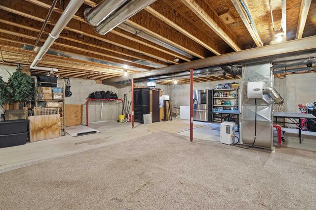 118 SHALIMAR COURT, Combined Locks, WI 54113