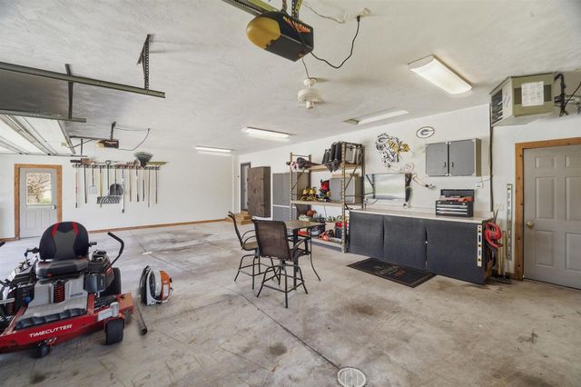 118 SHALIMAR COURT, Combined Locks, WI 54113