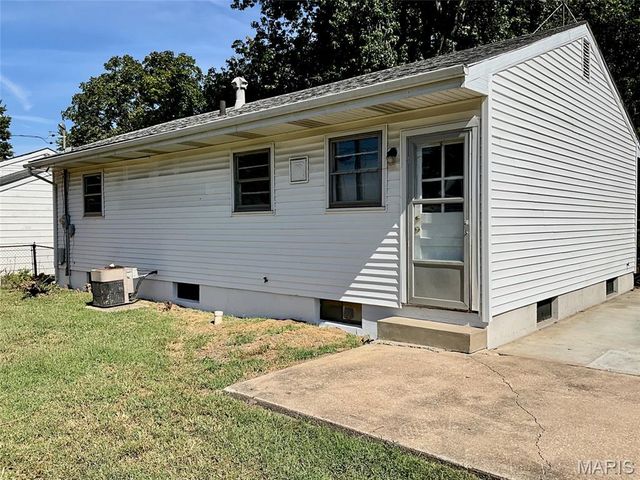 3221 Aubrey Avenue, Granite City, IL 62040