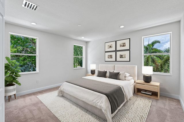 9705 Napoli Woods Lane, Delray Beach, FL 33446