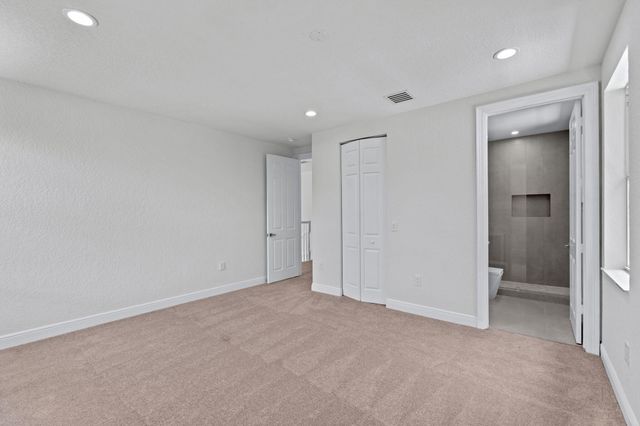 9705 Napoli Woods Lane, Delray Beach, FL 33446