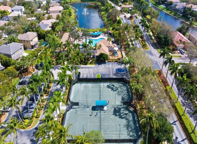 9705 Napoli Woods Lane, Delray Beach, FL 33446