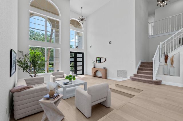 9705 Napoli Woods Lane, Delray Beach, FL 33446