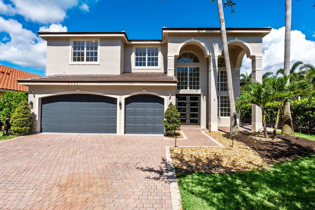 9705 Napoli Woods Lane, Delray Beach, FL 33446