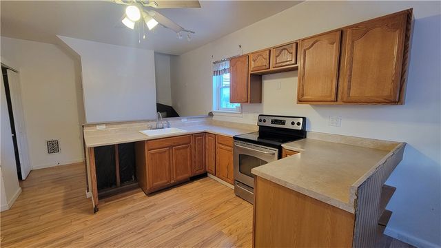 342 E Main St, Somerset Boro, PA 15501