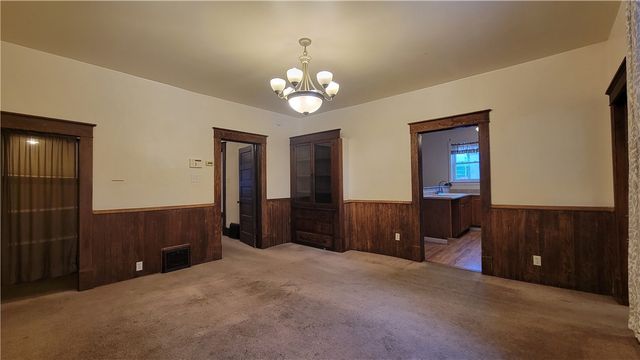 342 E Main St, Somerset Boro, PA 15501