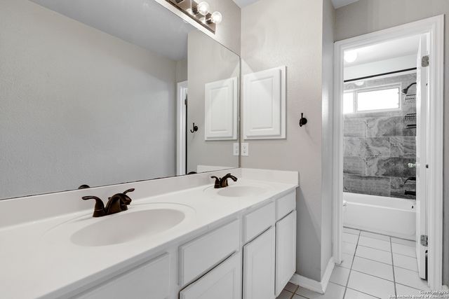 19510 Battle Oak, San Antonio, TX 78258