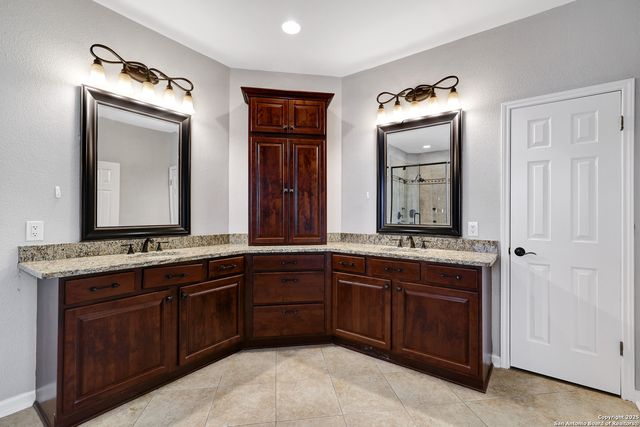 19510 Battle Oak, San Antonio, TX 78258