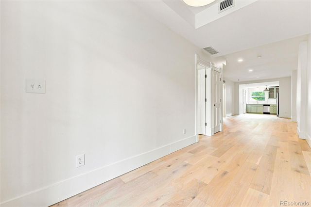 2554 W 32nd Avenue 102, Denver, CO 80211