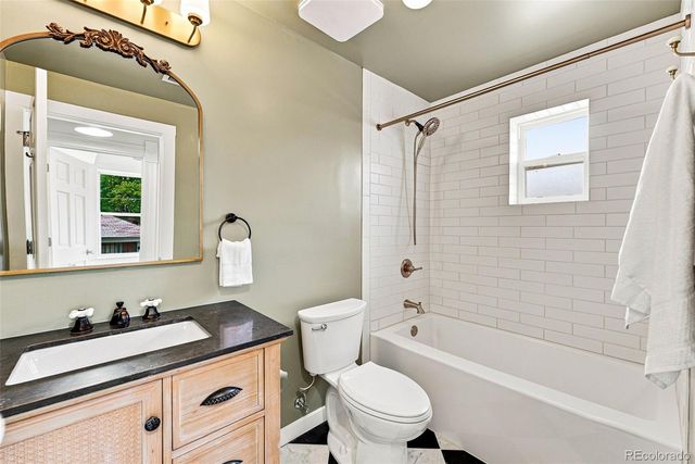 2554 W 32nd Avenue 102, Denver, CO 80211