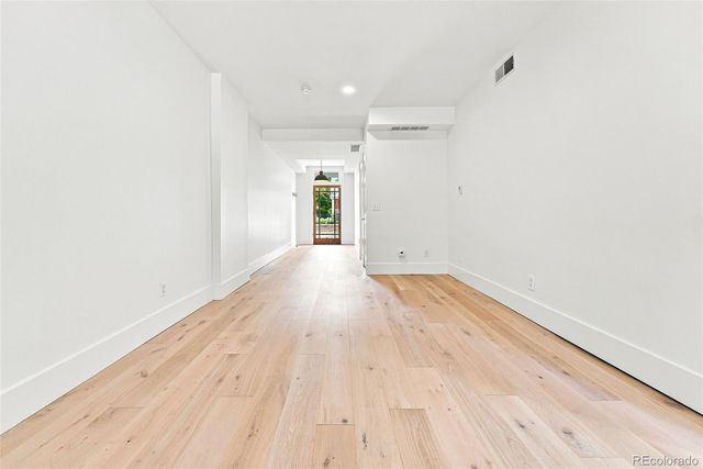 2554 W 32nd Avenue 102, Denver, CO 80211