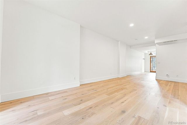 2554 W 32nd Avenue 102, Denver, CO 80211