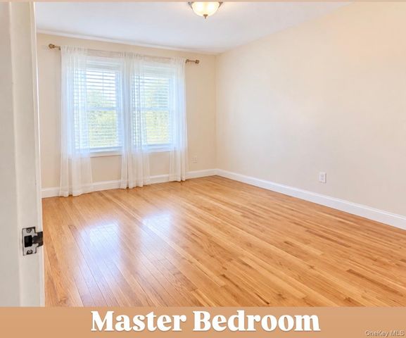 60-10 69 Street, Maspeth, NY 11378
