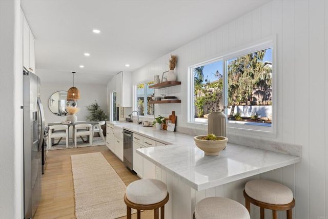 1021 Sparrow Court, San Marcos, CA 92078