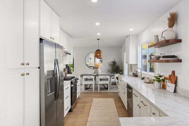 1021 Sparrow Court, San Marcos, CA 92078