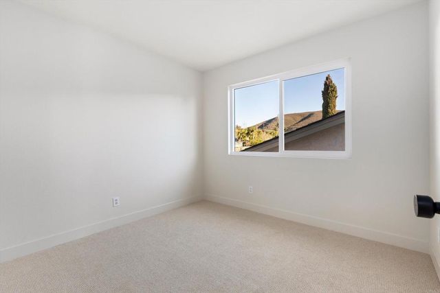 1021 Sparrow Court, San Marcos, CA 92078