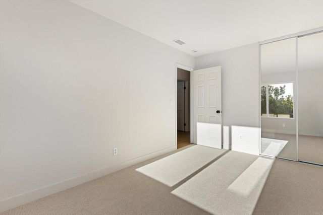 1021 Sparrow Court, San Marcos, CA 92078