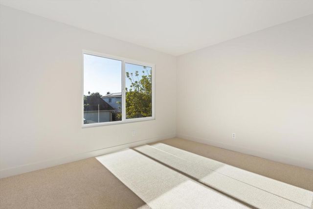 1021 Sparrow Court, San Marcos, CA 92078