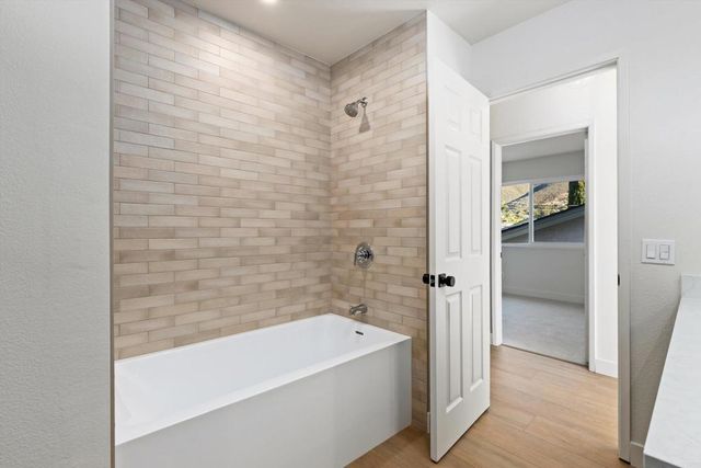 1021 Sparrow Court, San Marcos, CA 92078