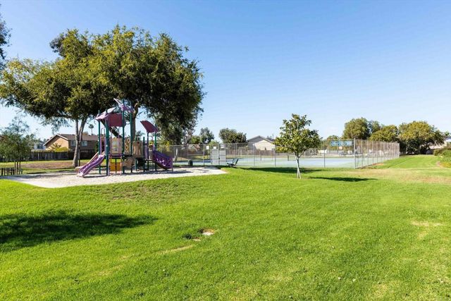 1021 Sparrow Court, San Marcos, CA 92078