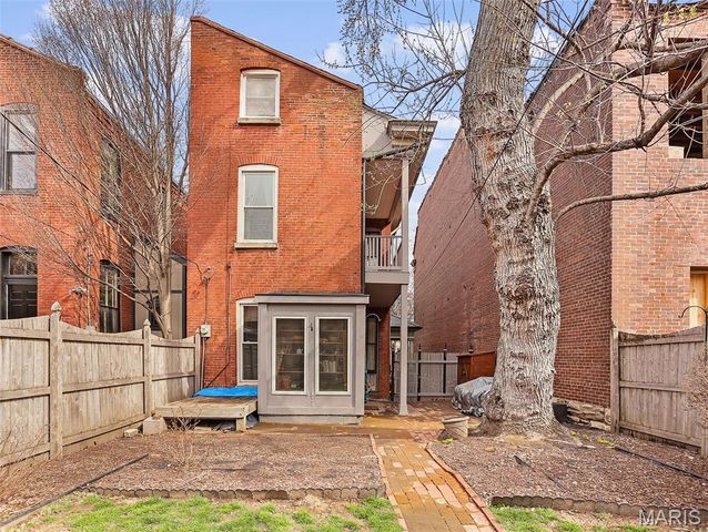 1902 Lasalle Street, St Louis, MO 63104