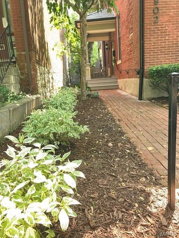 1902 Lasalle Street, St Louis, MO 63104