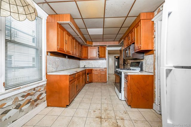 34-22 98th Street, Corona, NY 11368