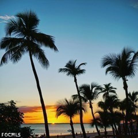 3810 10th ST SW, Lehigh Acres, FL 33976